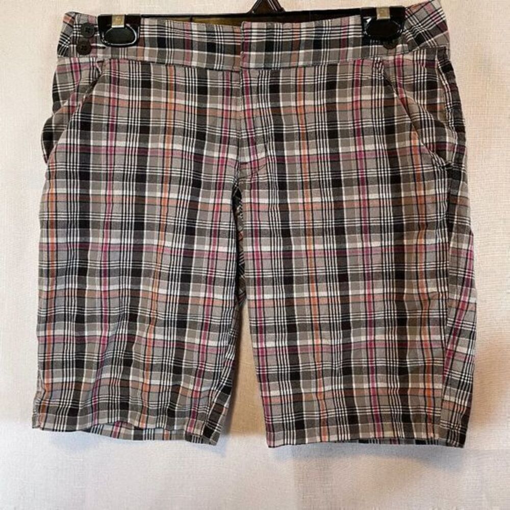 The North Face Womens Plaid Walking Shorts Size 6 Hiking Pockets